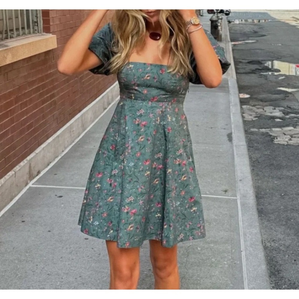 hill house the matilda mini dress in fleur chintz bottle green, women size large